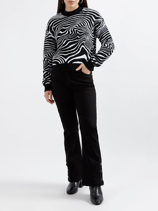 Elle Women Solid Flared Jeans