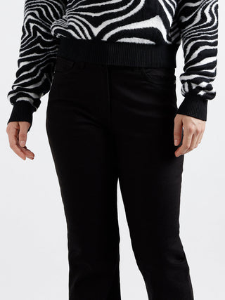 Elle Women Solid Flared Jeans
