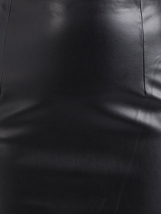 Elle Women Black Solid Fitted Skirt