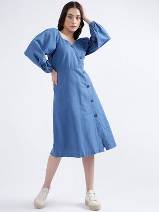 Elle Women Blue Solid V Neck Dress