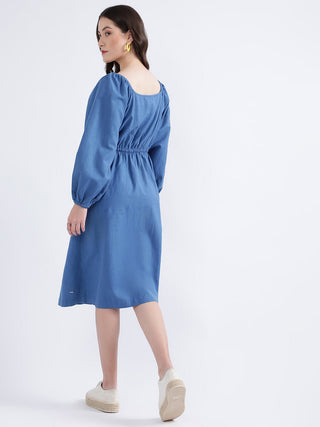 Elle Women Blue Solid V Neck Dress