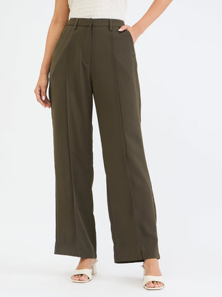 Elle Women Green Flared Fit Solid Trouser